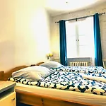 Chmielna 5 & Hostel