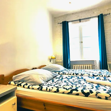 Chmielna 5 Rooms & Apartments Hostel