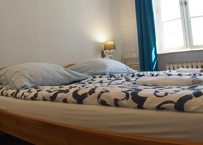 Chmielna 5 & Hostel Varşova