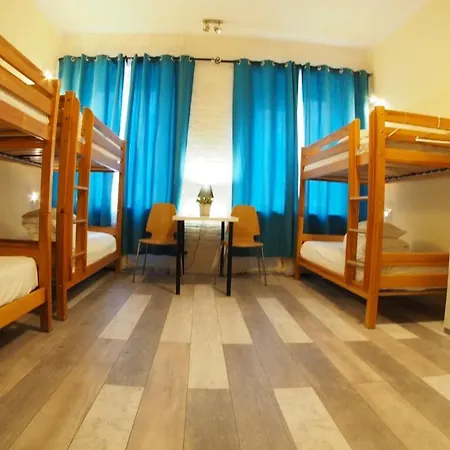 Chmielna 5 Rooms & Apartments Hostel Warsaw