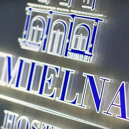 Chmielna 5 & Hostel *