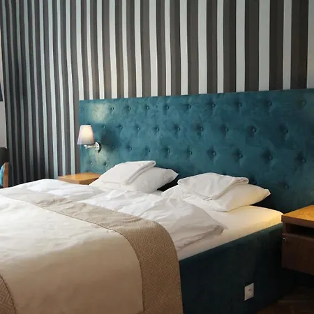 Chmielna 5 & Vandrarhem