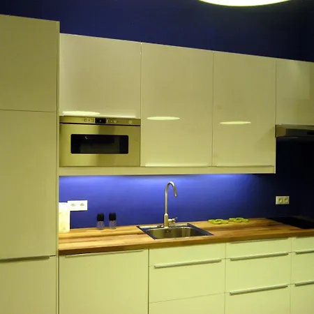 Chmielna 5 & Warszawa