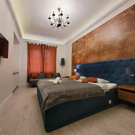 Chmielna 5 & بيت شباب