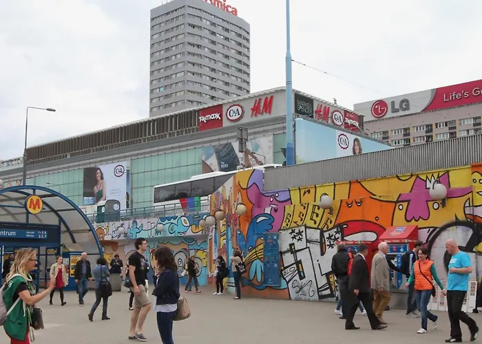 Chmielna 5 & بيت شباب