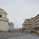 Vandrerhjem Chmielna 5 & *