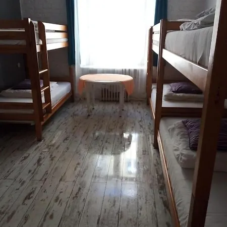 Chmielna 5 & * Warschau