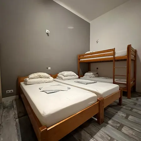 Chmielna 5 & Warschau