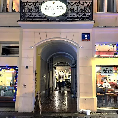 Chmielna 5 & Warszawa