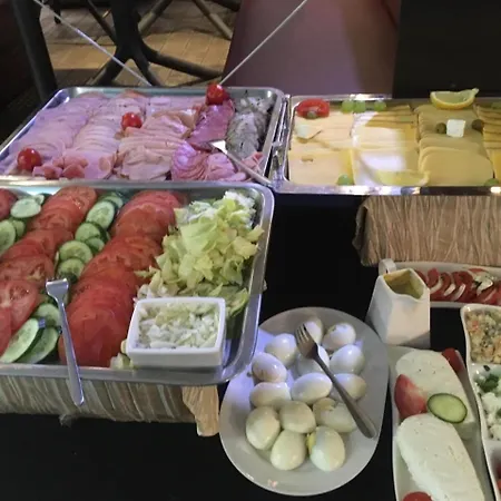 Chmielna 5 & Hostel *