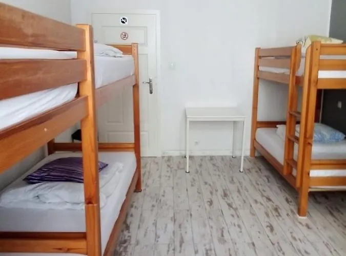 Chmielna 5 & Hostel Warszawa