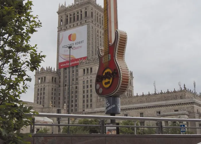 Chmielna 5 & Warszawa