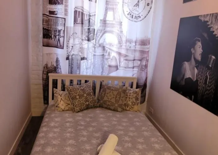 Chmielna 5 & Hostel *